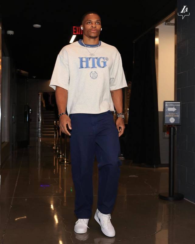 浓眉哥在IG比赛中败北,回归赛场引发热议!的简单介绍 浓眉哥在IG比赛中败北,回归赛场引发热议!的简单介绍