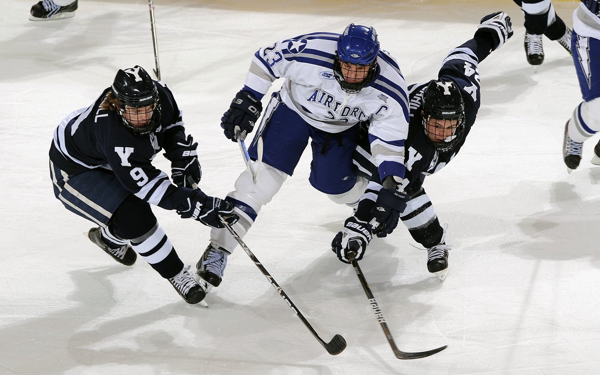 纳达尔新星夺冠表现突出,FPX前途光明!再创辉煌时刻