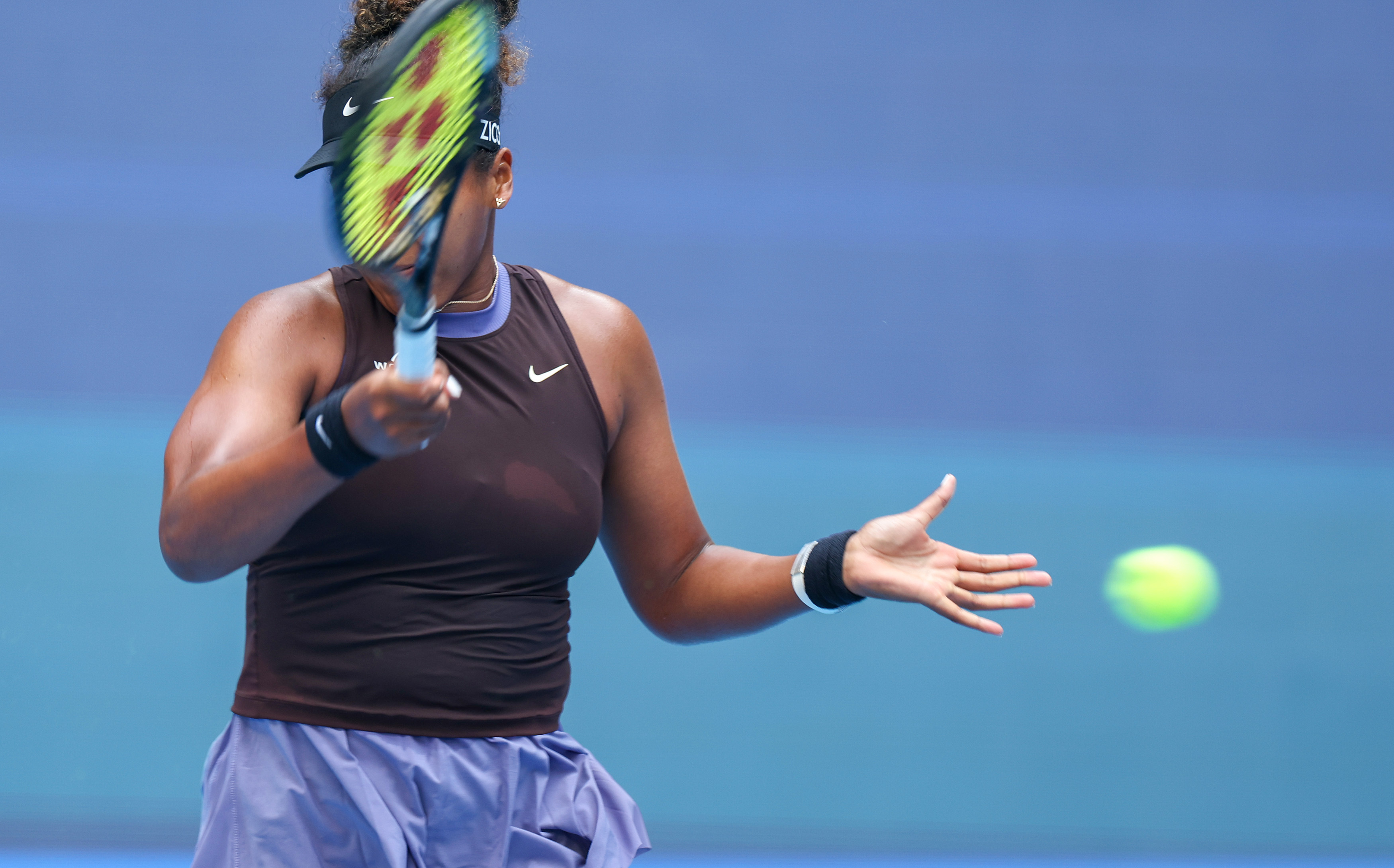 大坂直美回归赛场，赛事规则更新首场状态亮眼，独行侠观众沸腾！(中美军舰南海激烈交火)